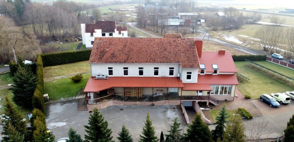 PARDUODAMOS SANDELIAVIMO PASTATAS SU BIURO PATALPOMIS,KLAIPĖDOS RAJONE, ŠALIA AUTOSTRADOS. KLAIPĖDA 15KM. PALANGA 24KM. KRETINGA 15 KM.