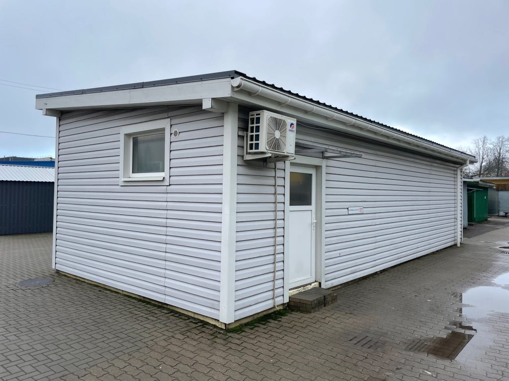 Parduodama išvystyta, pelninai veikianti mėsinė/sveiko maisto parduotuvė Gargžduose
