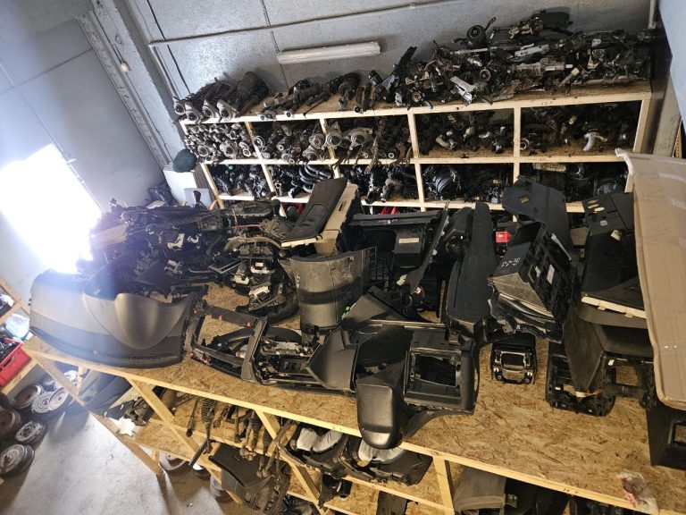 PARDUODAMA NAUDOTŲ AUTODETALIŲ ĮMONĖ ARBA TIK AUTO-DALYS (~7500 VNT., VERTĖ ~150 000 EUR)