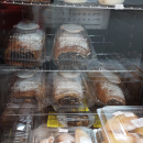 Parduodamas veikiantis konditerija prekiaujantis verslas.